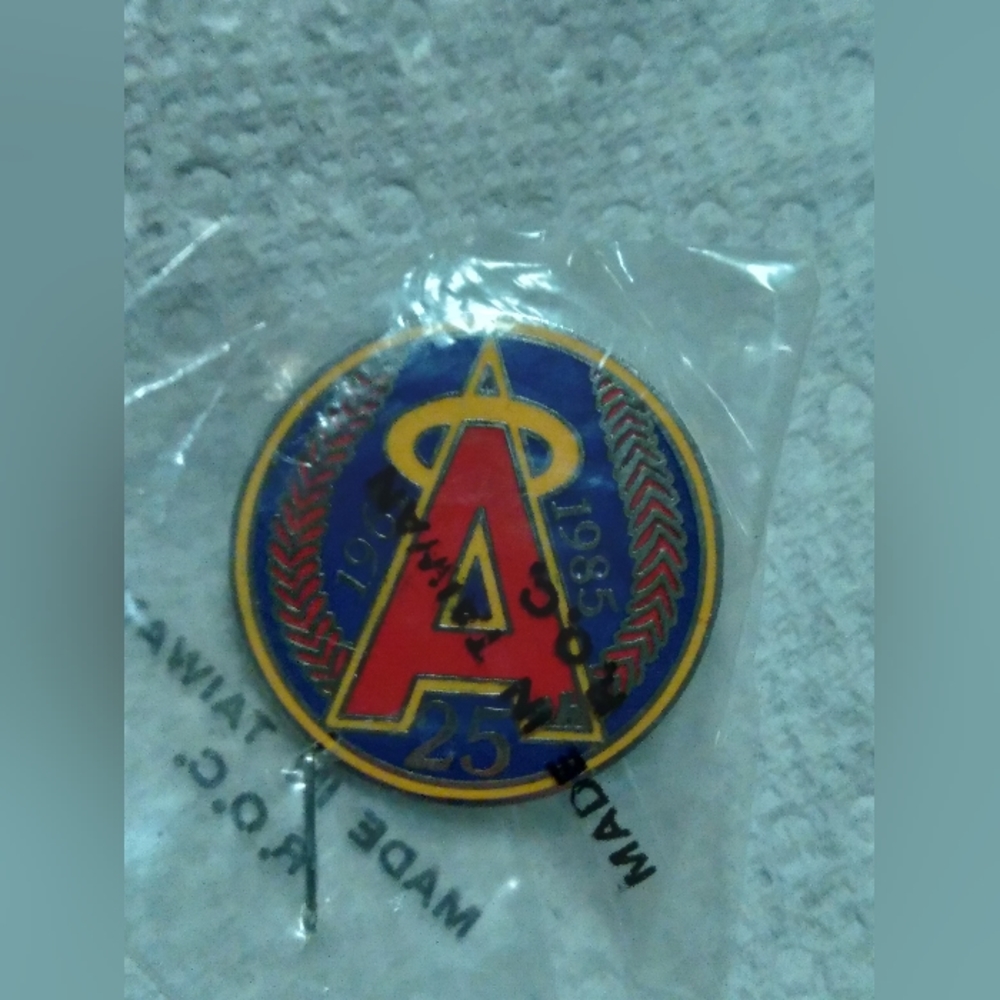 California Angels 25th Anniversary Pin